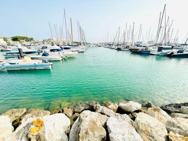 Gatu Sherry, Junto Puerto Deportivo Y Playa " Preferente Mayores De 25 Anos Y Familias " El Puerto de Santa María Zewnętrze zdjęcie
